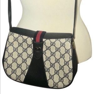 SOLD Vintage Gucci purse